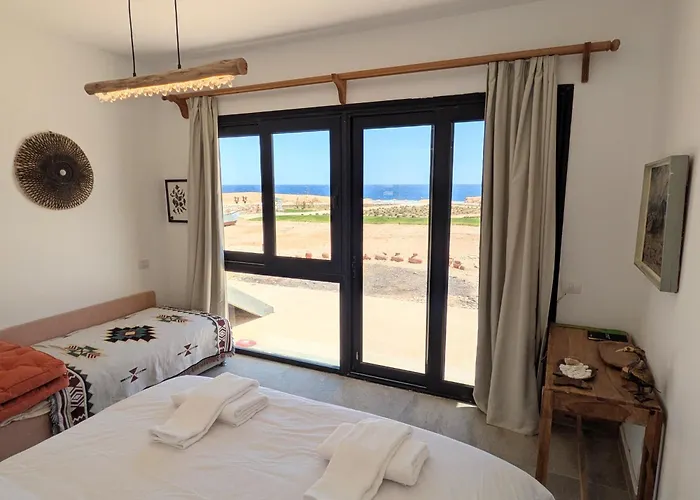 Seafront 3br Soma Bay With Exquisite Views