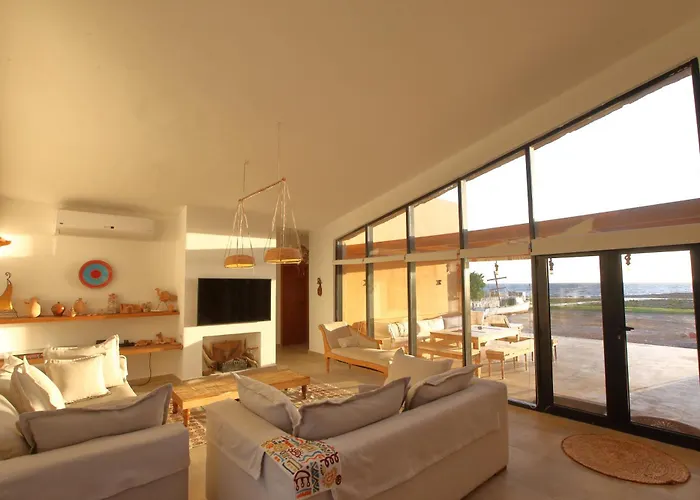Seafront 3br Soma Bay With Exquisite Views Villa