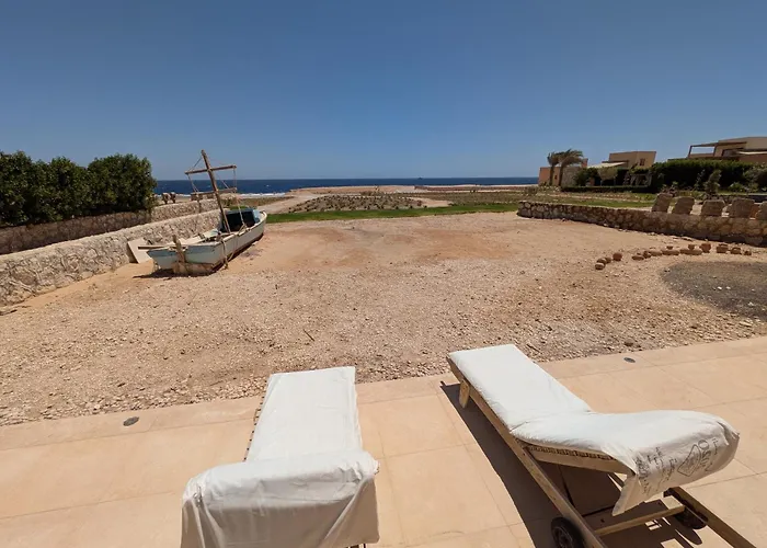 Villa Seafront 3br Soma Bay With Exquisite Views *