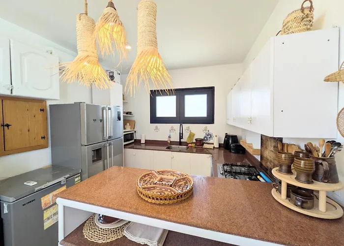 Villa Seafront 3br Soma Bay With Exquisite Views