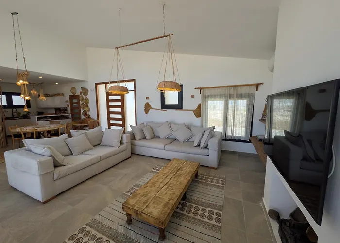 Seafront 3br Soma Bay With Exquisite Views *